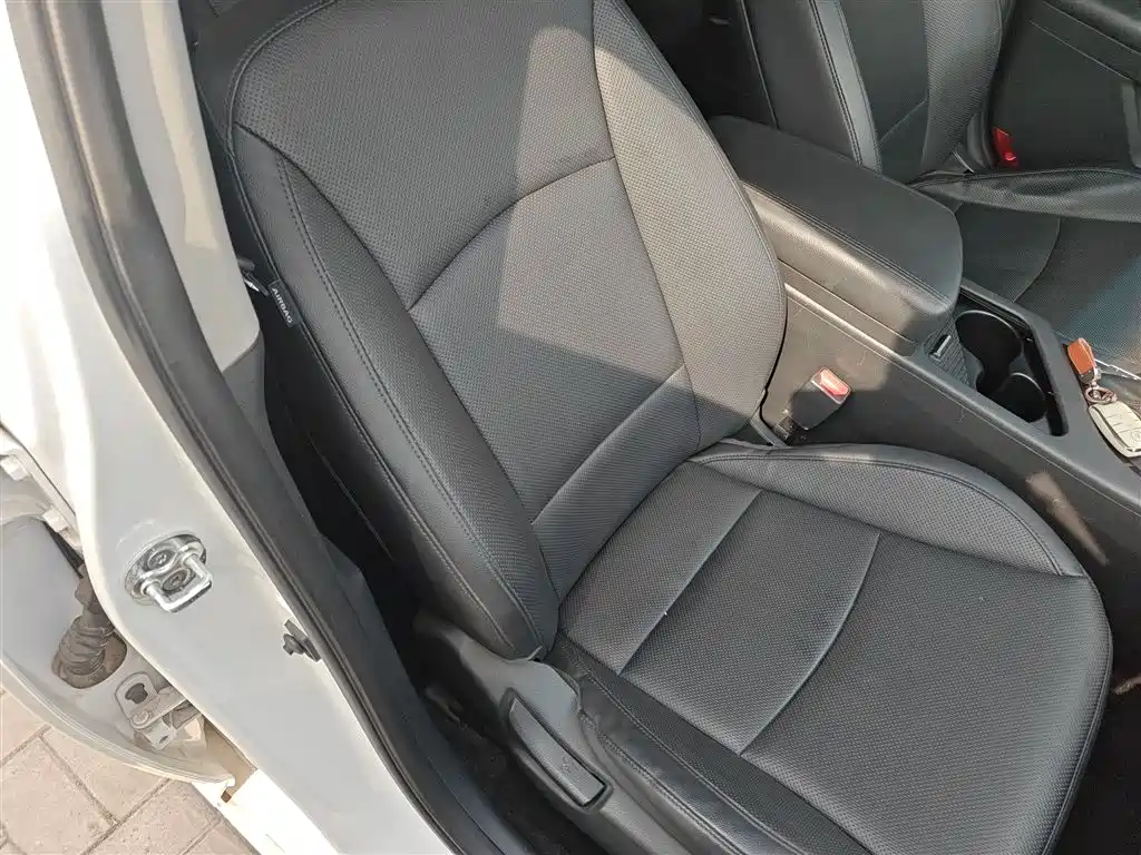 Kia K5 2014 2.0L Automatic LUXURY фото 4