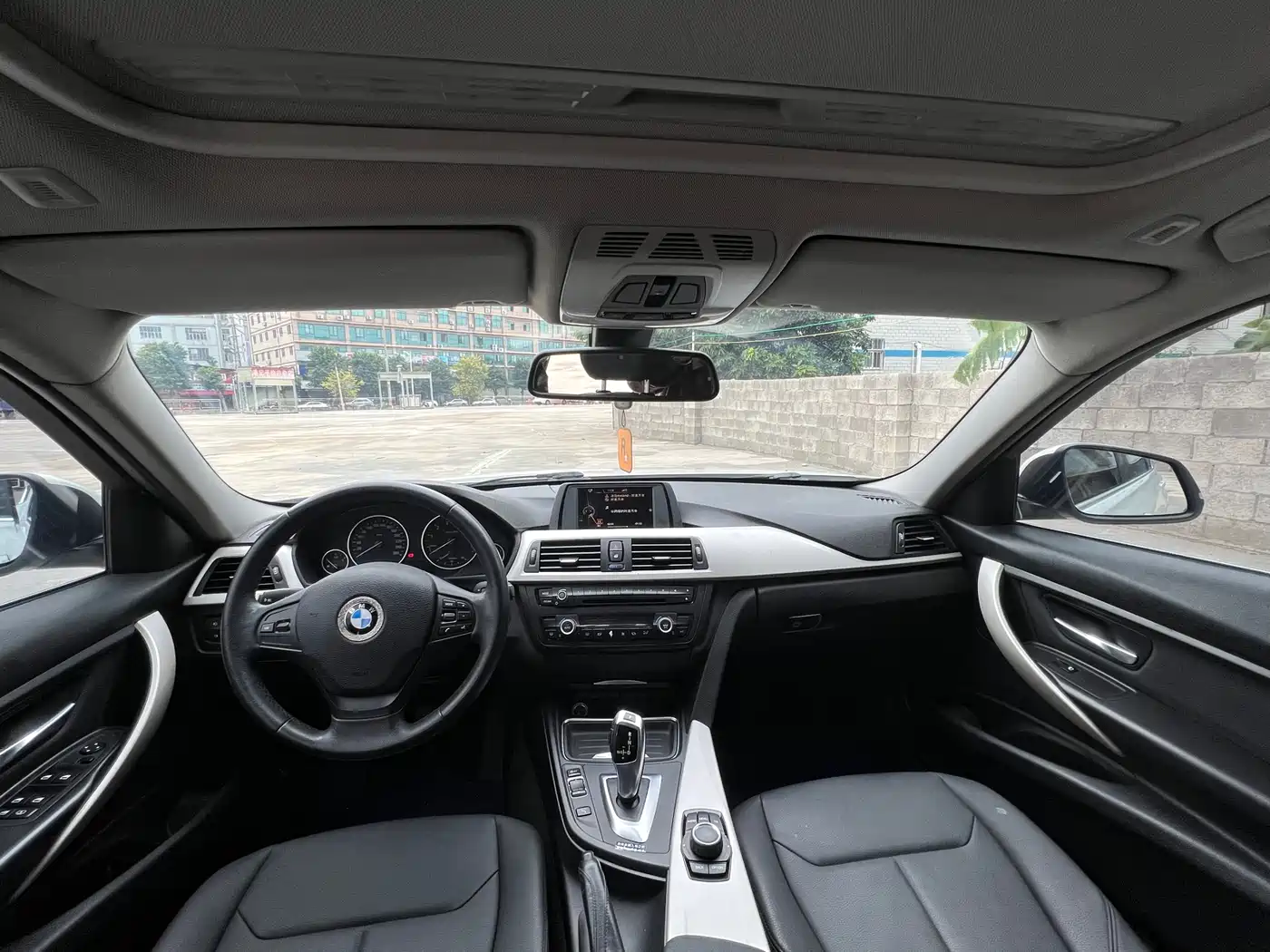 BMW 3 Series 2014 320Li Fashion фото 9