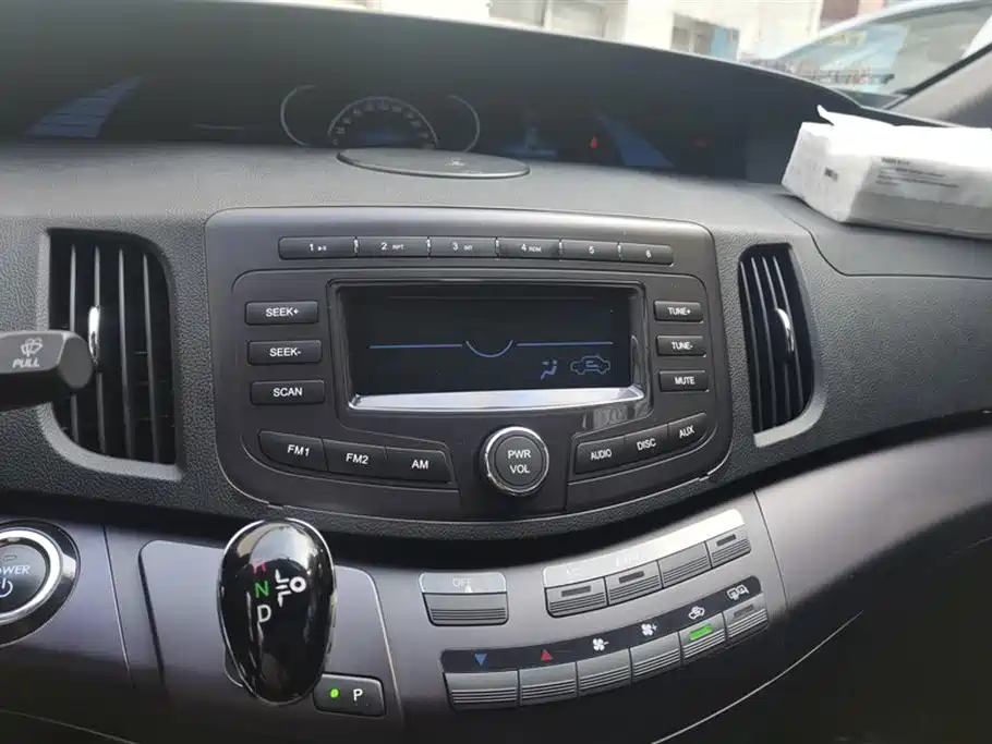 BYD e6