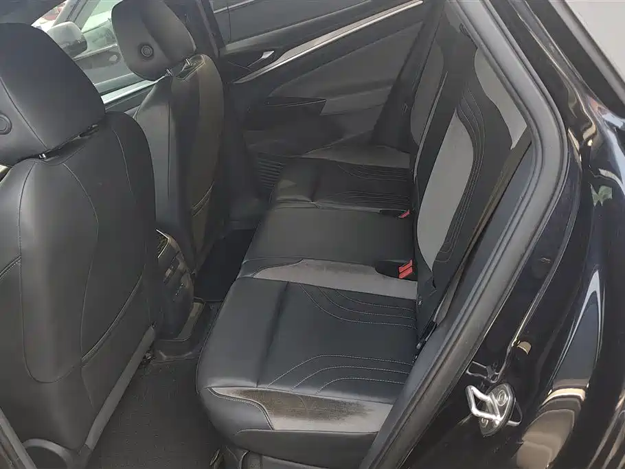 VOLKSWAGEN ID.4 CROZZ