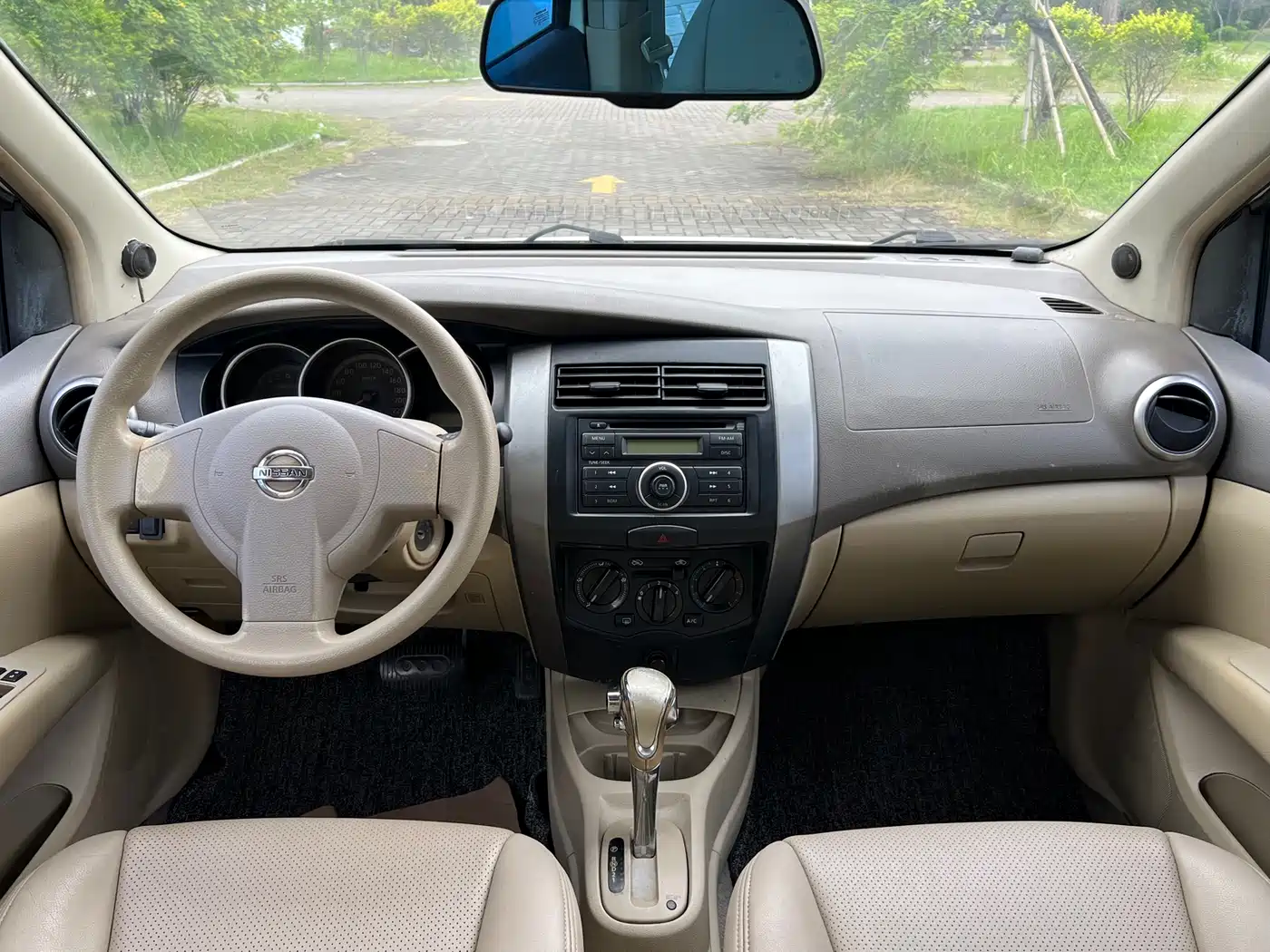 Nissan Livina 2008 2008 1.6L Automatic XuanNeng Type