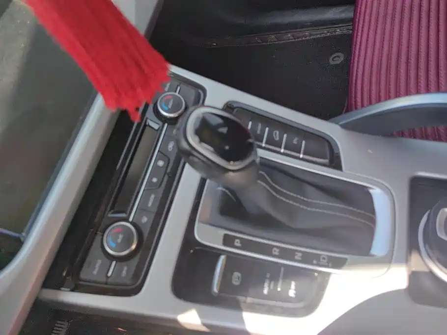 GEELY AUTOMOBILE BOYUE