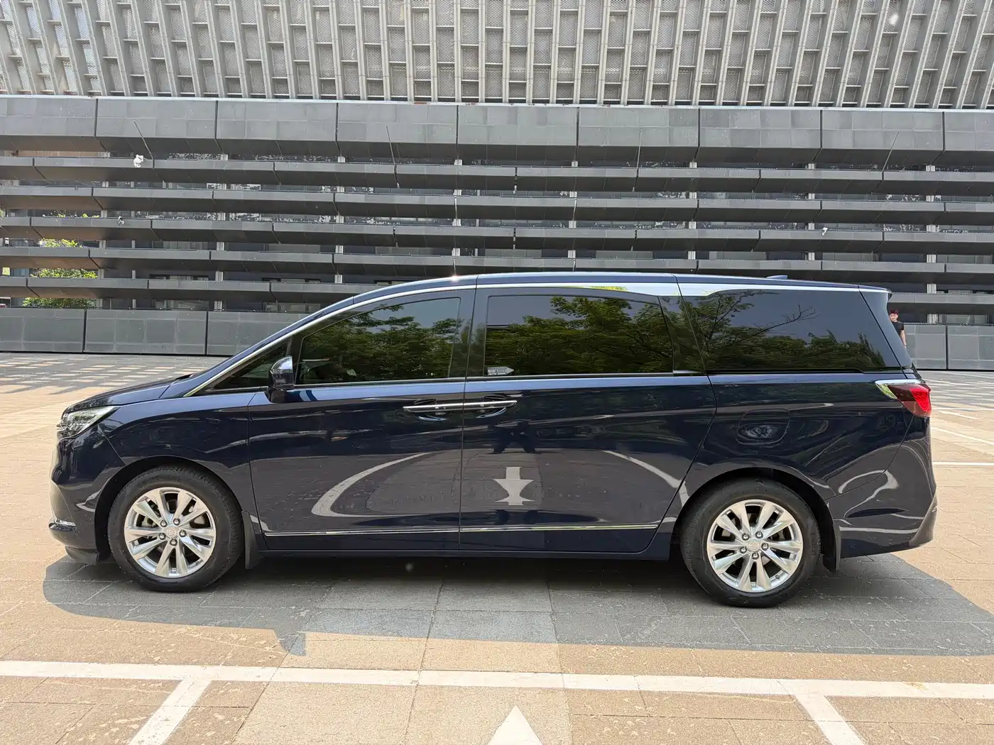 Buick GL8 2020 Avenir Four-Seat Prestige Edition фото 5