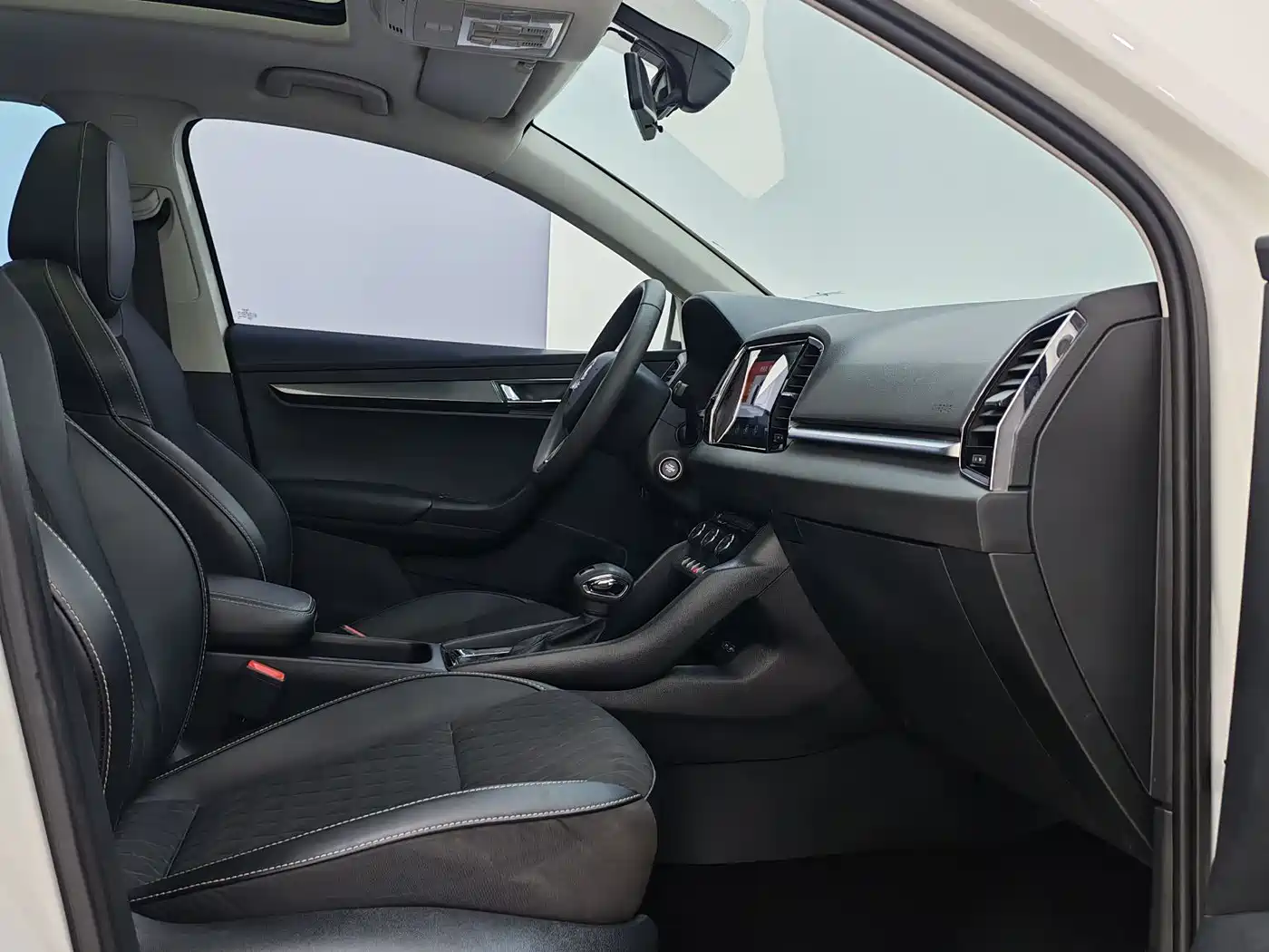 Škoda Karoq 2021 TSI280 Luxury Edition фото 9