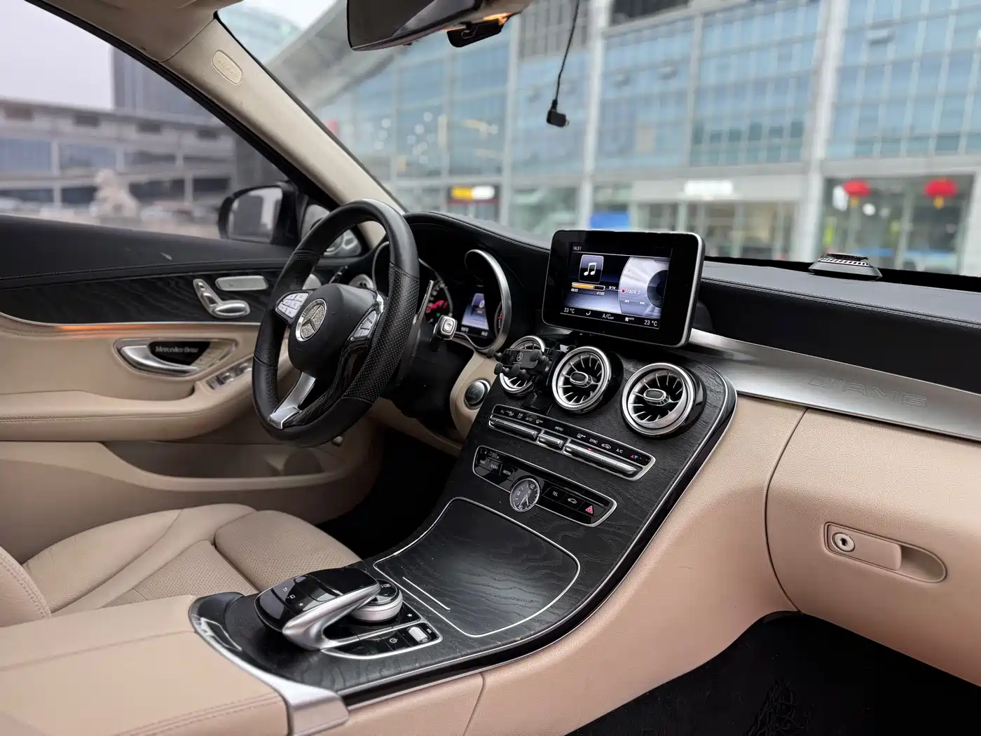 Mercedes-Benz C-Class 2015 Facelift C 200 L Sport фото 9
