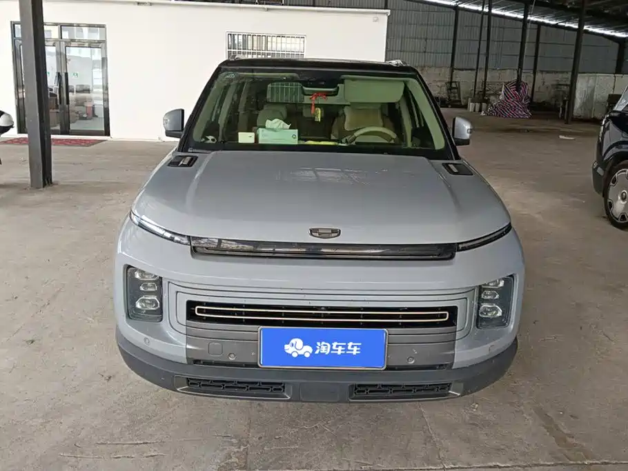 Фото 2 - Geely ICON