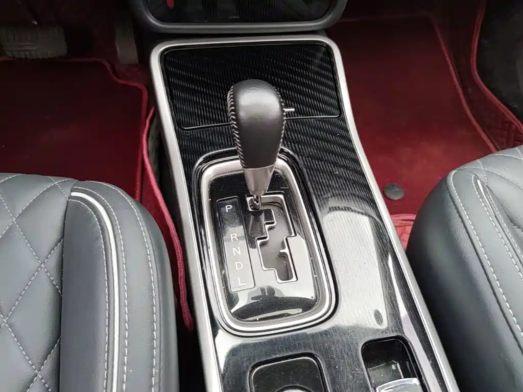 Mitsubishi Outlander 2022 2021 2.4L 4WD Yaodong Edition 5-seater