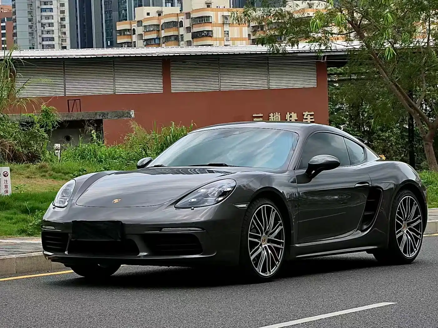 Porsche 718 2018 Cayman 2.0T фото 7