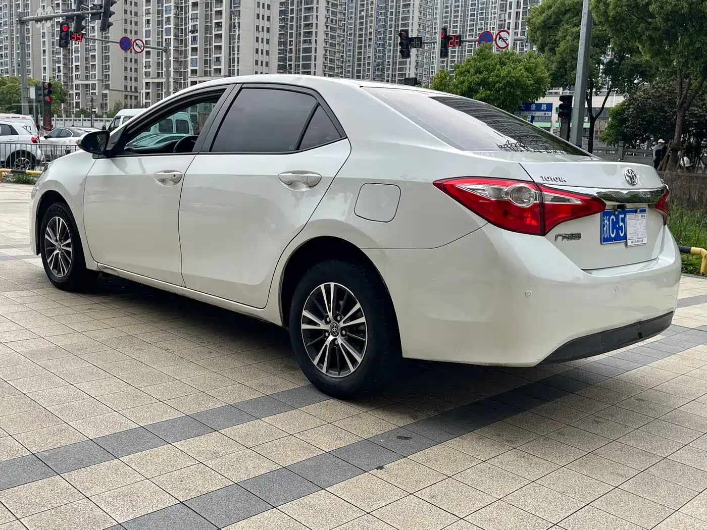 Toyota Levin 2016 1.6G CVT Elite Edition фото 8