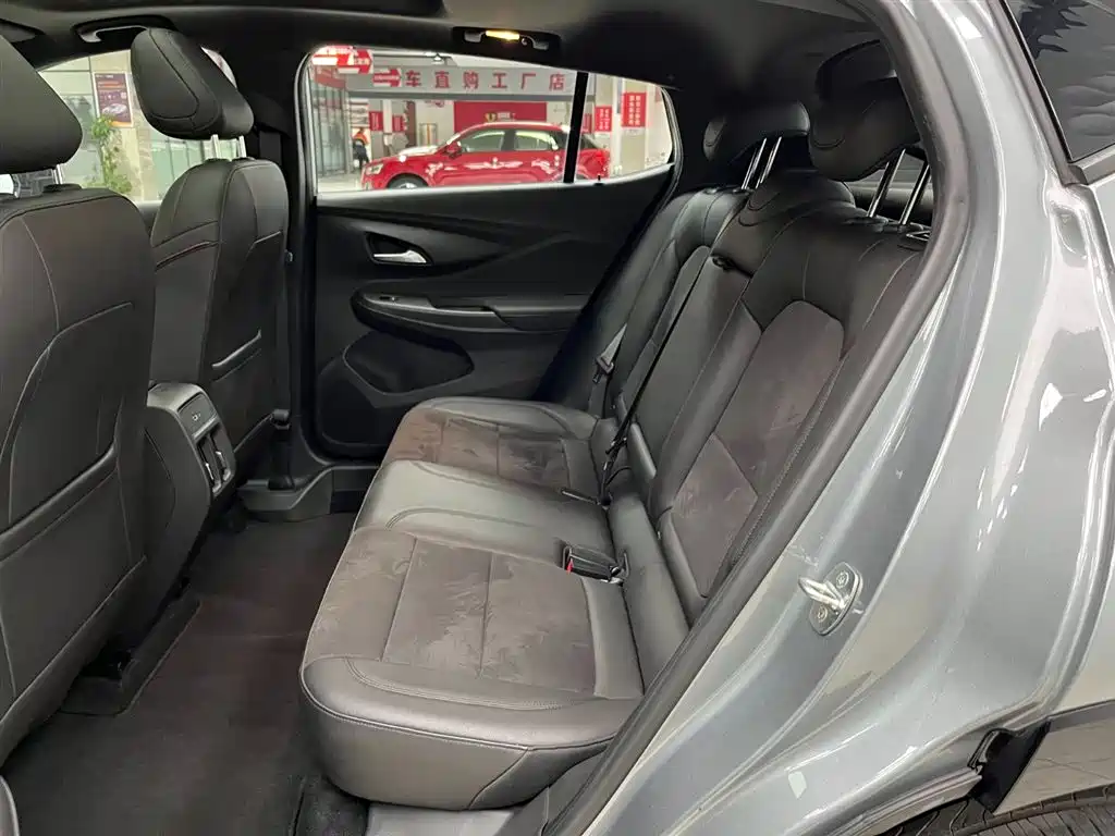 Buick Angyang 2022 1.5T GS Speed Edition фото 14