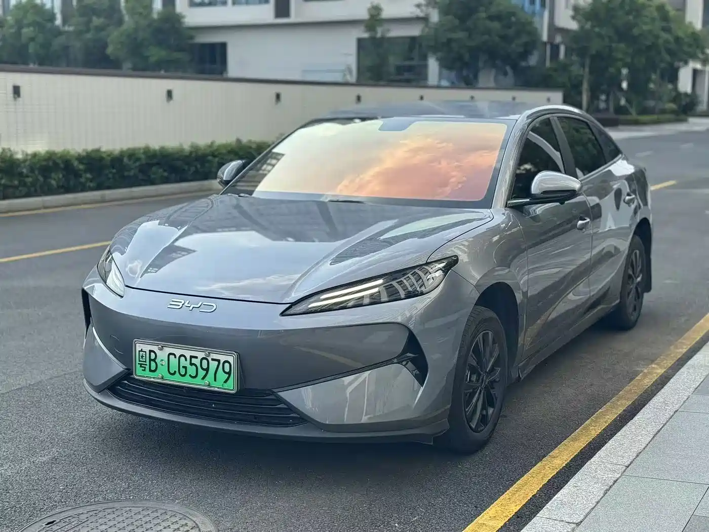 BYD e7 2025 2025 Model 520 Smart Edition