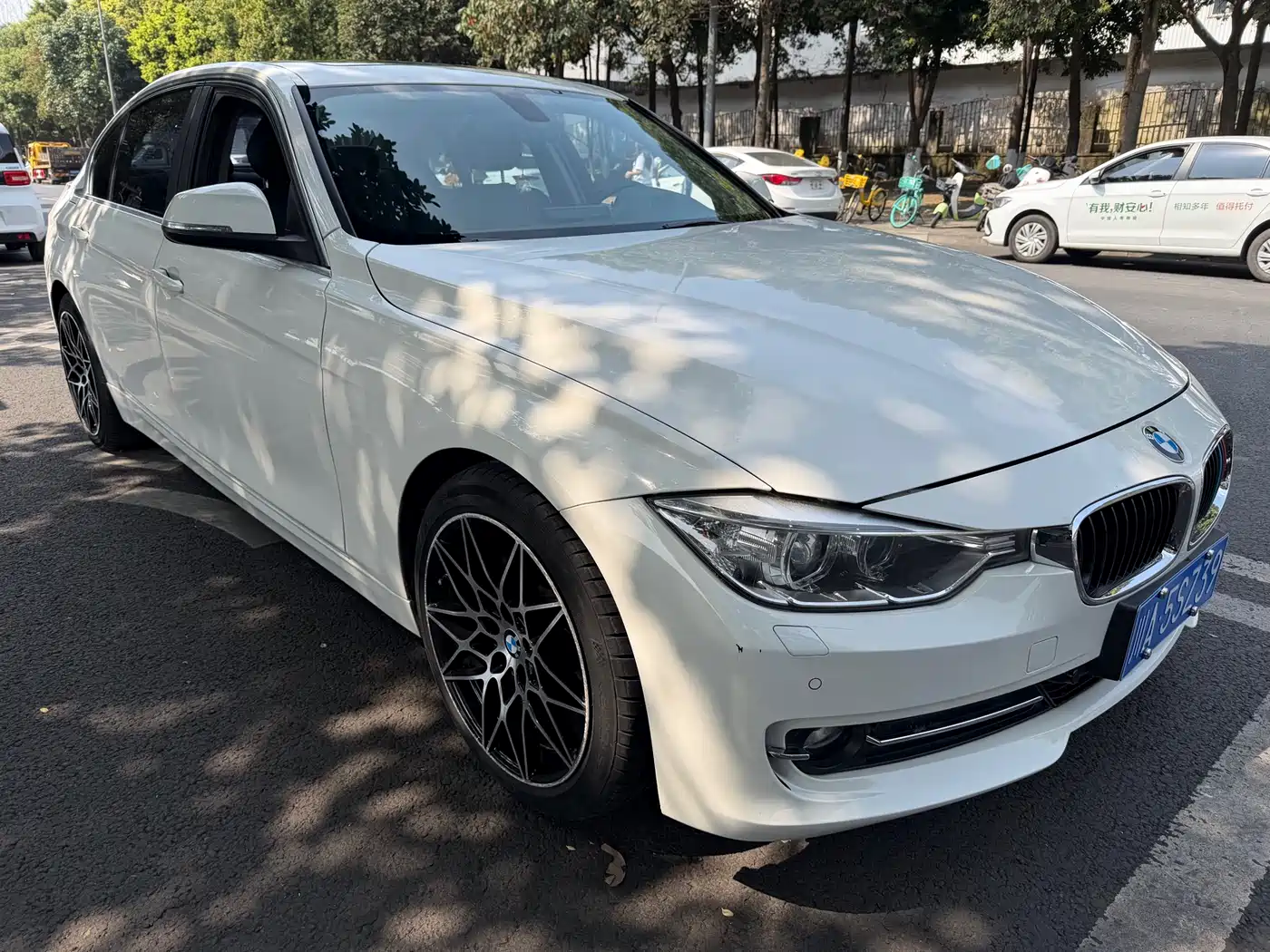 BMW 3 Series 2015 320Li Super Joy Fashion фото 3