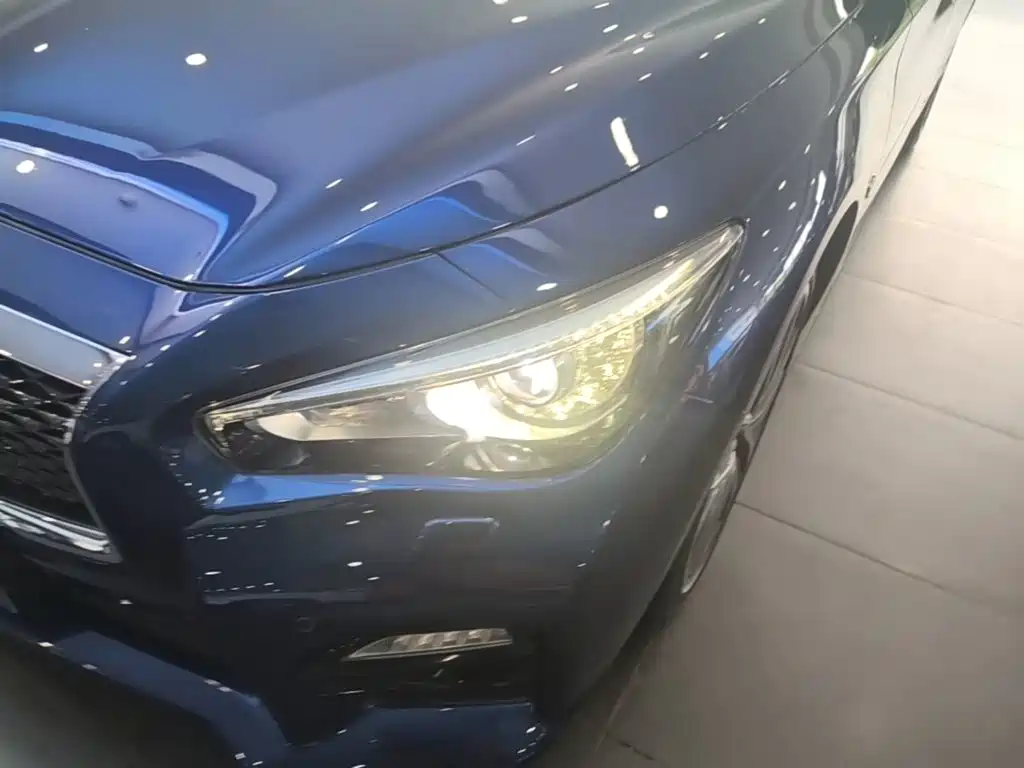 Photo 24 - Infiniti Q50L
