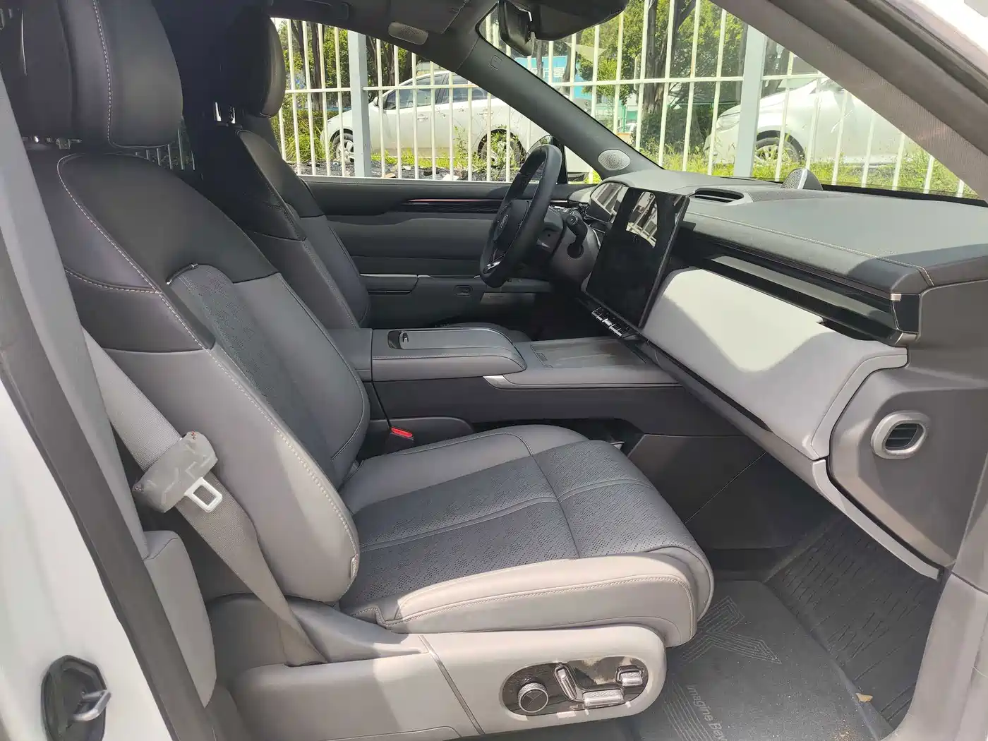 ZEEKR 7X 2025 2025 Model 75kWh RWD Smart Driving Edition