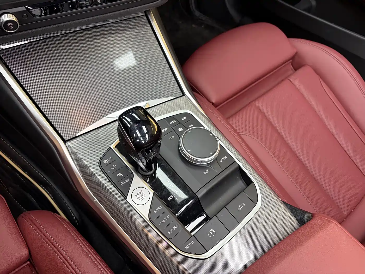 BMW 4 Series 2022 Second Facelift 430i Convertible M Sport Shadow Edition фото 6