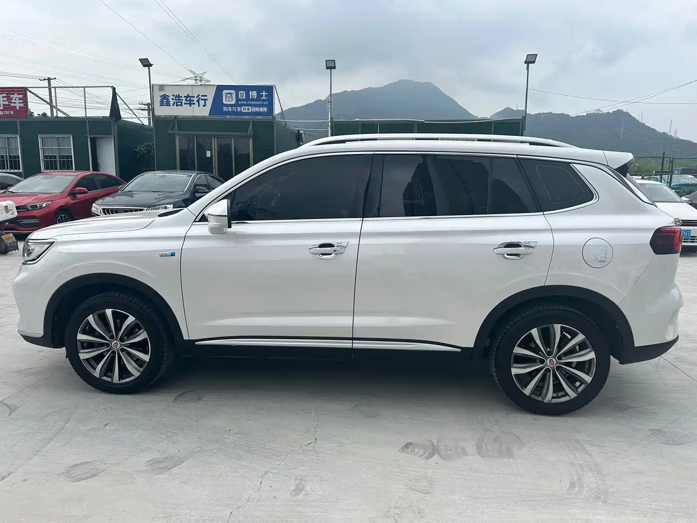 Roewe RX5 MAX 2020 2019 300TGI Automatic 4G Connected Luxury Edition