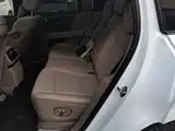 Фото 17 - Li Auto i6