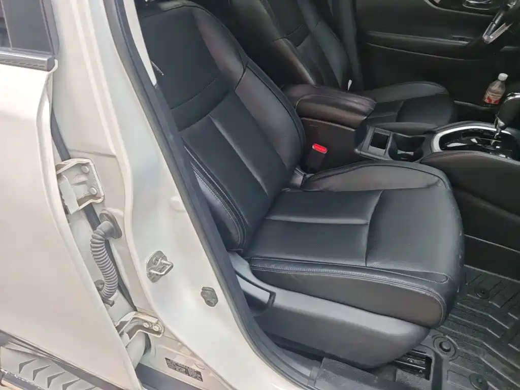 Photo 25 - Nissan X-Trail