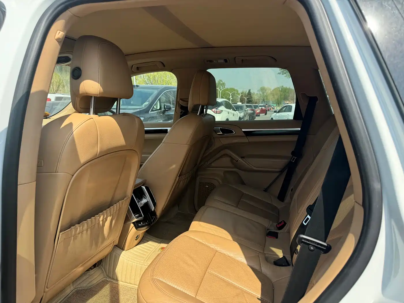 Porsche Cayenne 2014 Cayenne Platinum Edition 3.0T фото 8