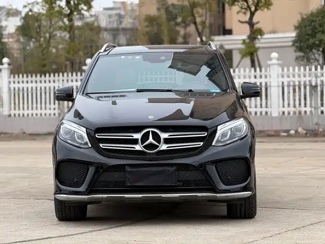 MERCEDES-BENZ GLE