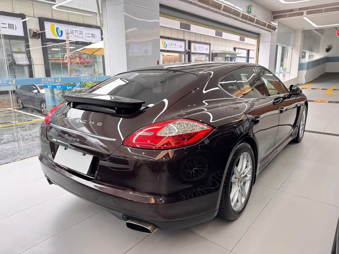 Porsche Panamera 2010 Panamera 3.6L фото 4