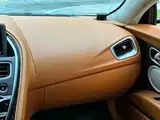 Фото 20 - Aston Martin DB11