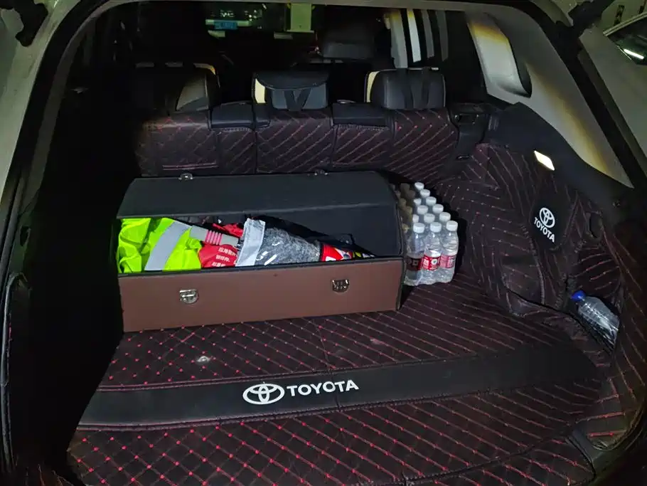 TOYOTA RAV4 RONGFANG