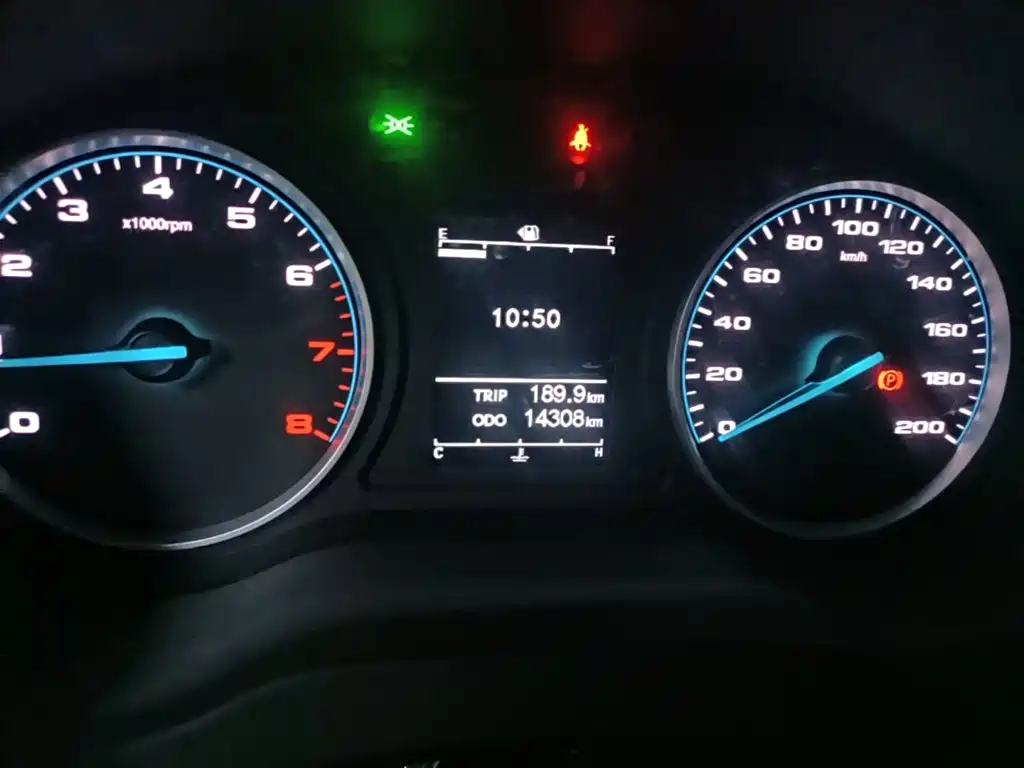 JAC Refine M3 2024 2023 PLUS 1.5T 7/8-seater Smart Connect Edition