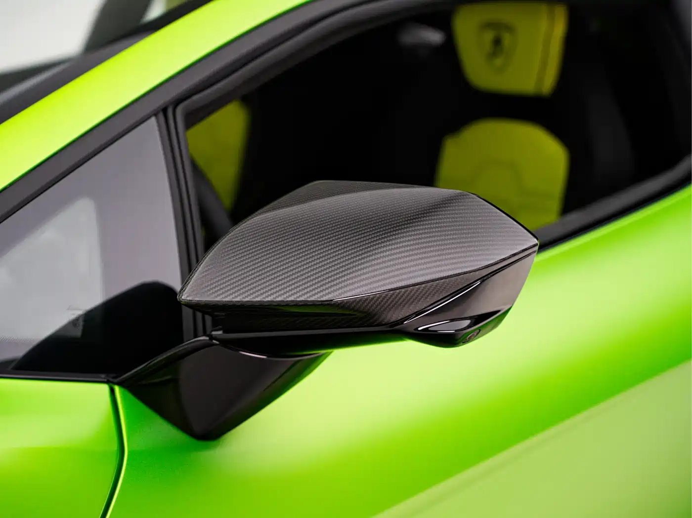 Lamborghini Revuelto 2023 6.5L PHEV Standard фото 25