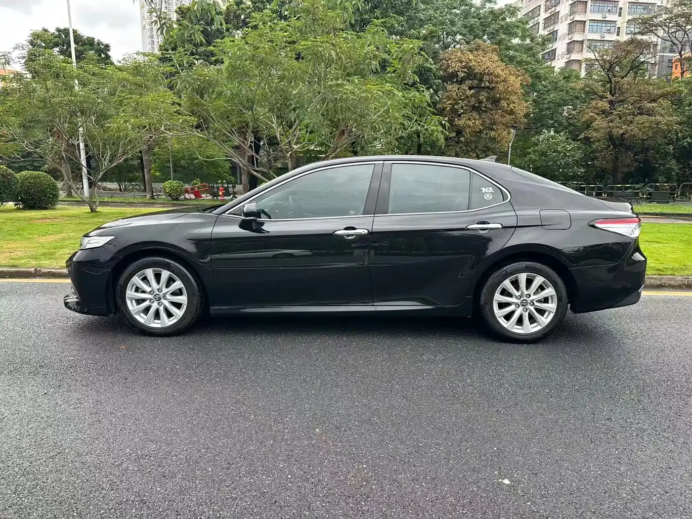 Toyota Camry 2018 2.0G Luxury Edition фото 5
