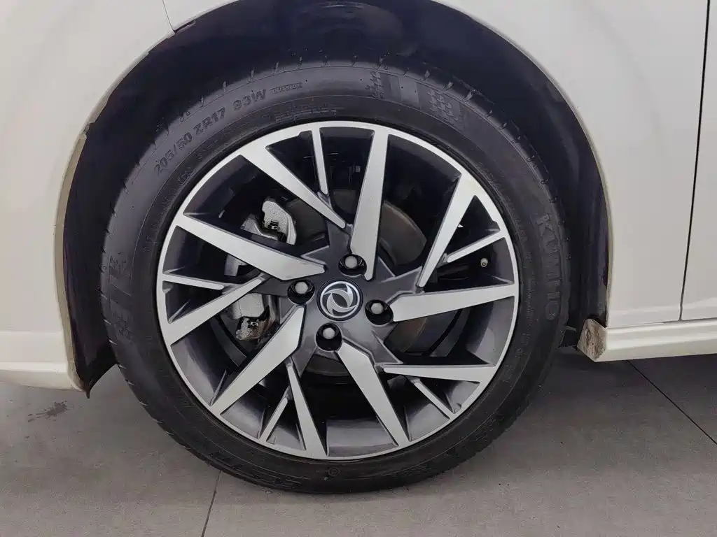 Dongfeng Aeolus Yixuan 2020 2020 230T Automatic Cool Edition