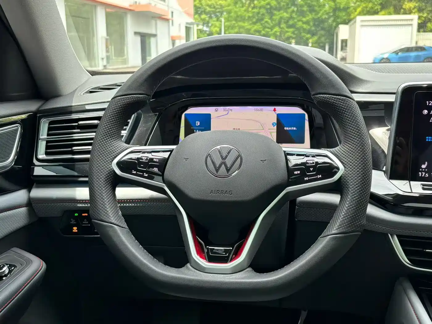 Volkswagen Teramont 2023 Teramont X 380TSI 4Motion Premium Luxury фото 3