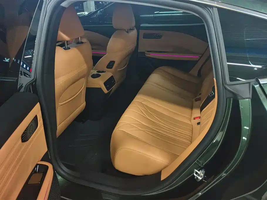 GEELY GALAXY GALAXY SPARKLE 8