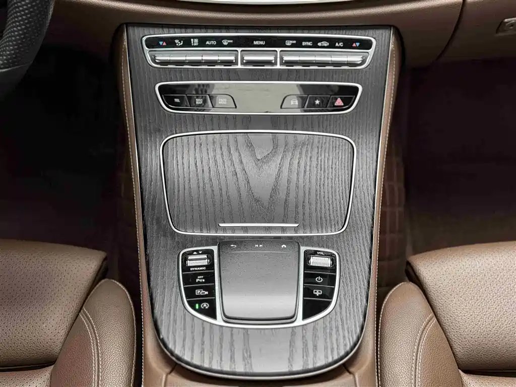 Mercedes-Benz E-Class 2022 Facelift E 300 L Sport Luxury Style фото 42