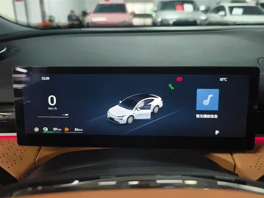 GEELY GALAXY GALAXY SPARKLE 8