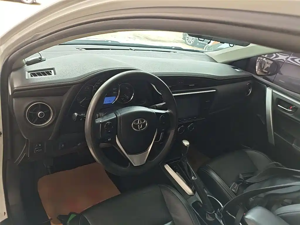 Toyota Levin 2017 Facelift 185T CVT Leading Edition China V фото 10