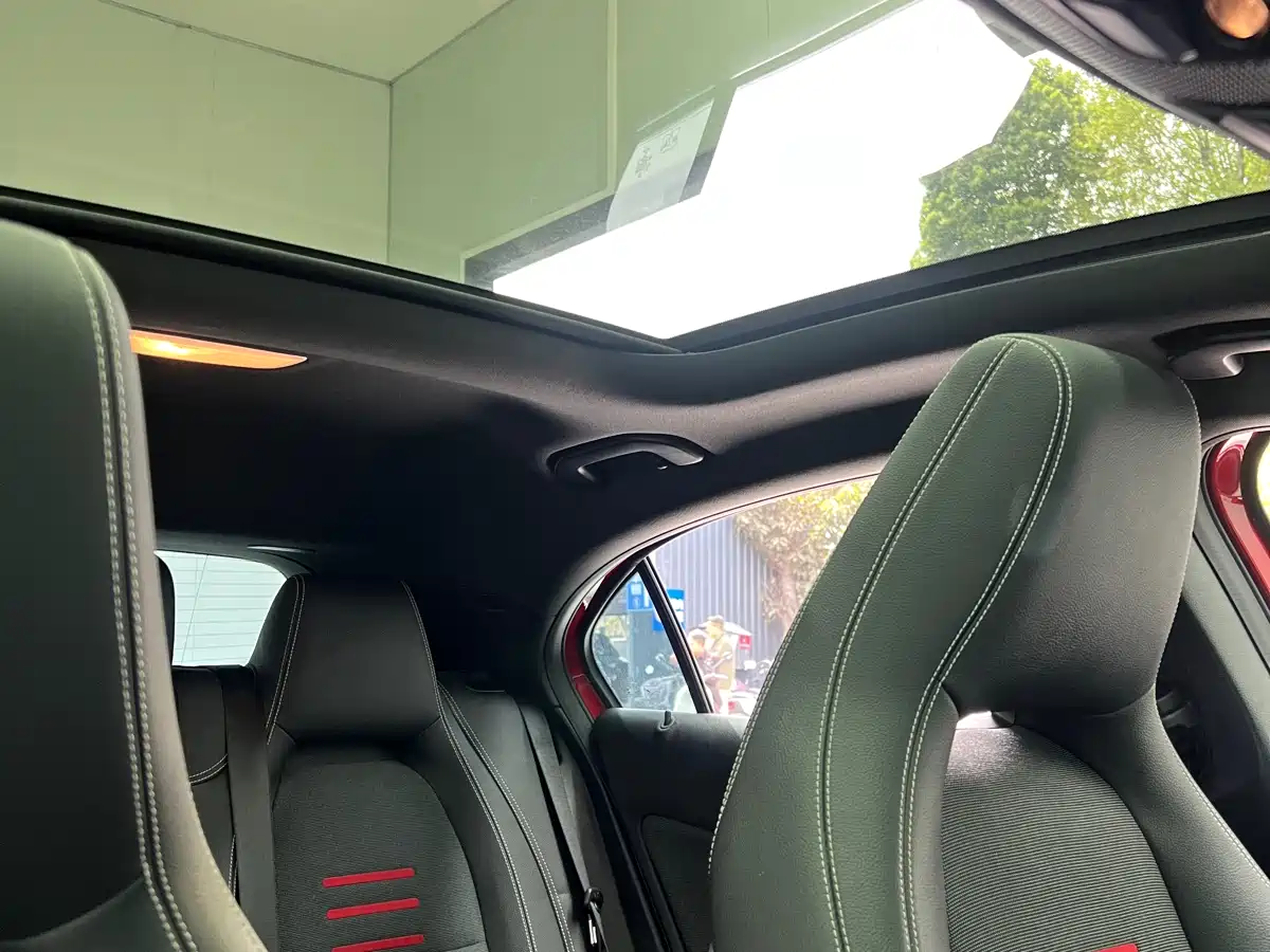 MERCEDES-BENZ A CLASS