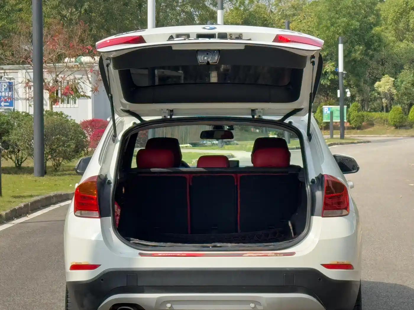 BMW X1 2013 sDrive18i Fashion фото 20