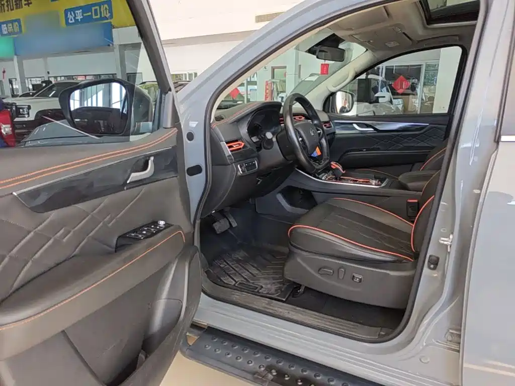 Dongfeng Rich 7 2023 2023 Roaring Tiger 2.0T Auto 4WD Gasoline Flagship 4K31