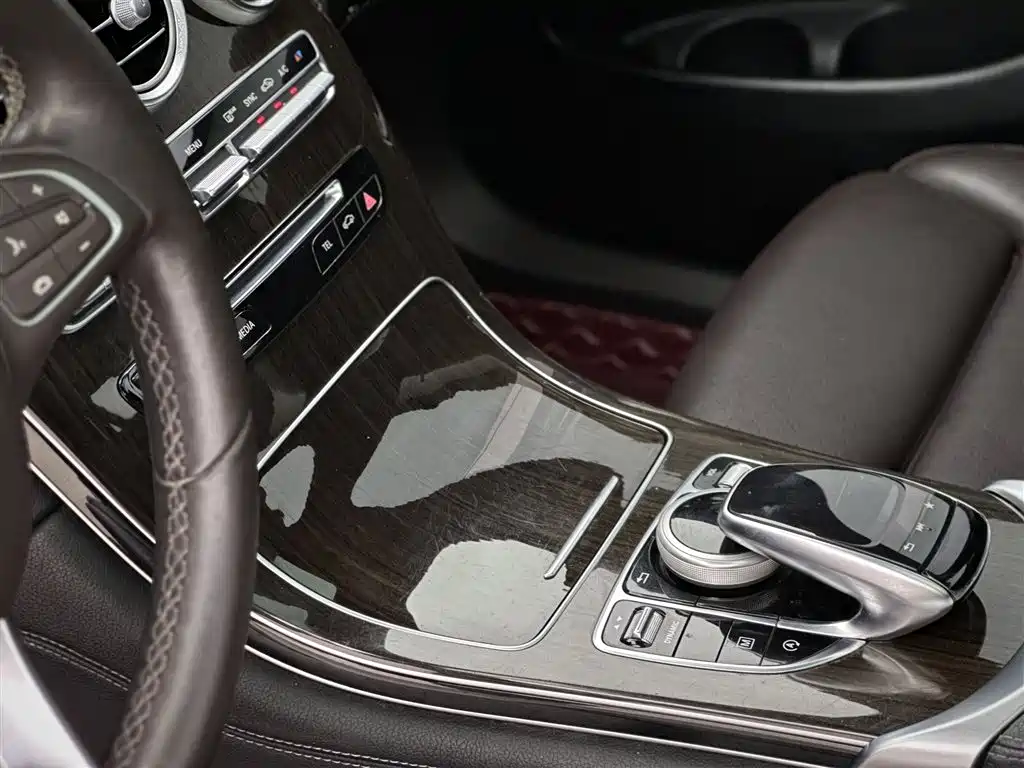 Mercedes-Benz GLC 2018 GLC 260 4MATIC Luxury фото 11