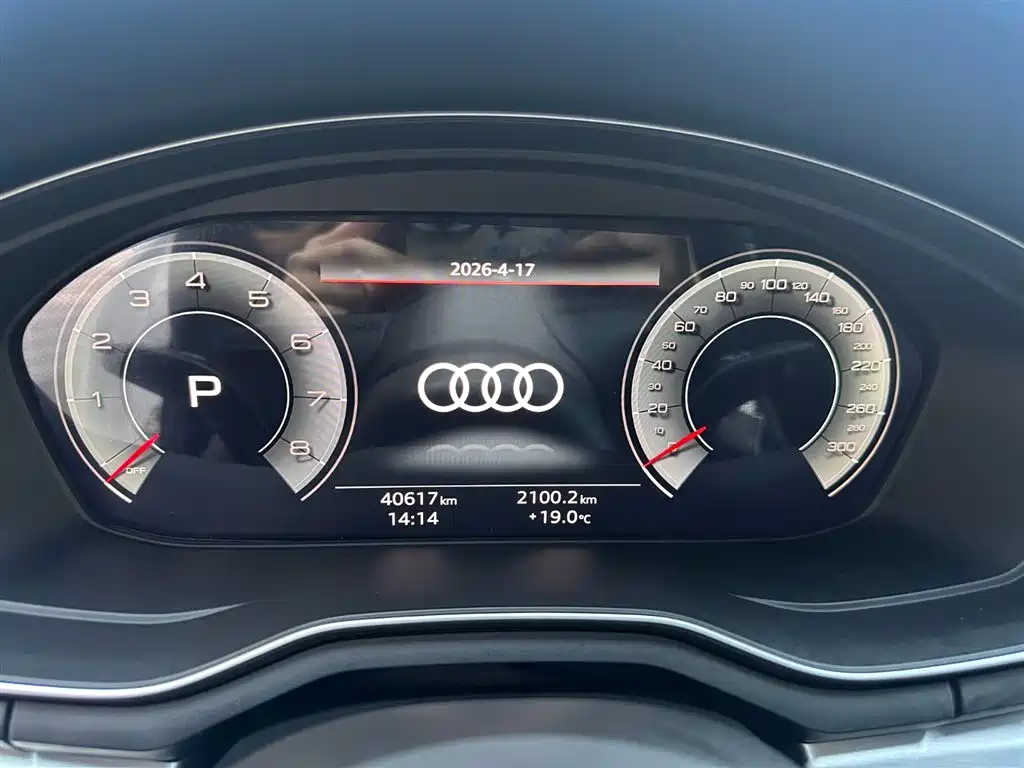 Audi A4L 2022 40 TFSI Luxury Dynamic фото 6