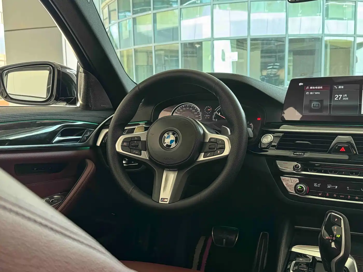 BMW 5 Series 2018 Facelift 530Li xDrive M Sport Package фото 27