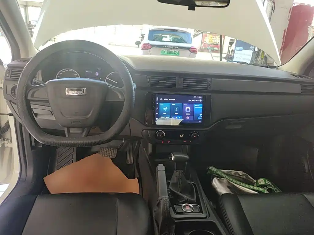 Qoros 3 2019 2018 Sedan 1.6L Auto Leading