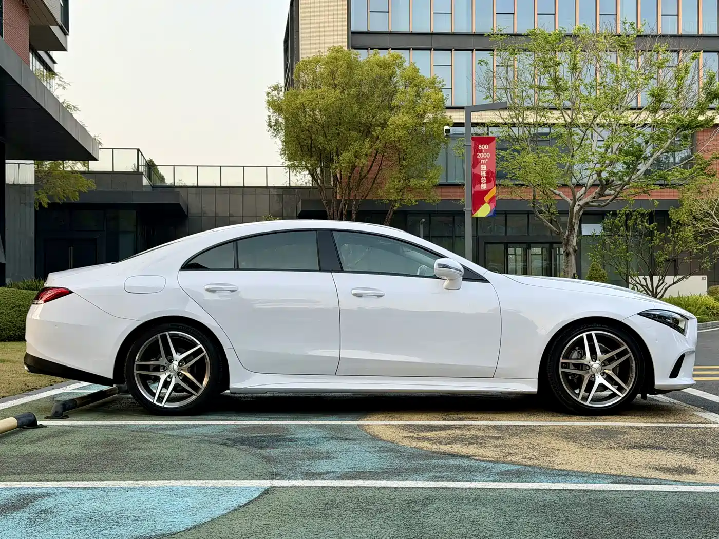 MERCEDES-BENZ CLS
