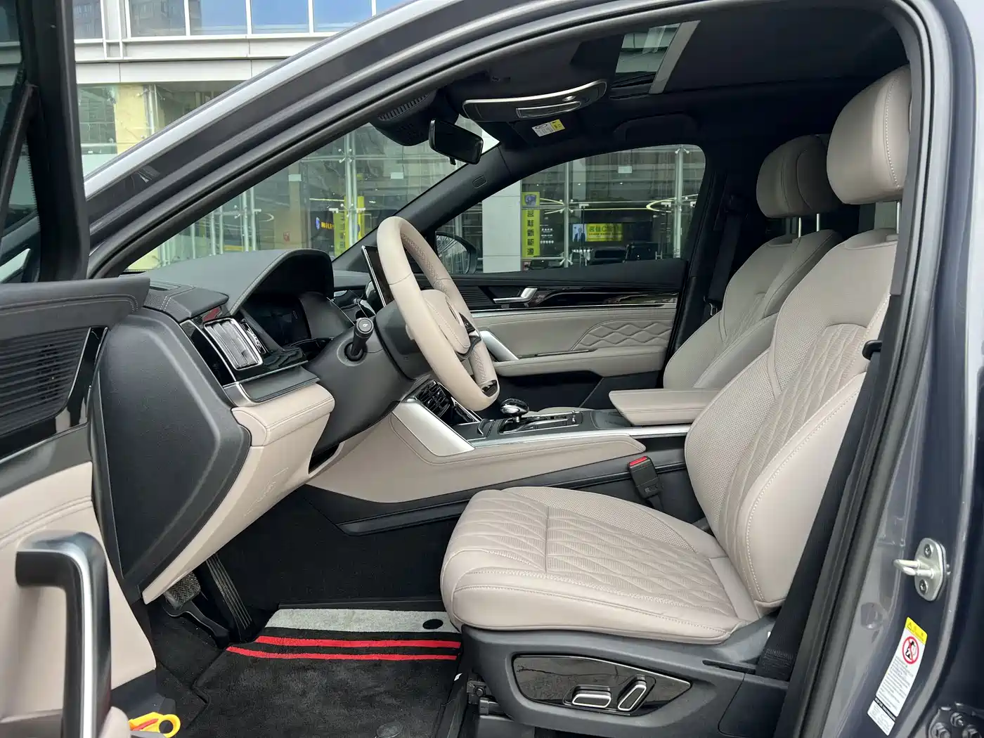 BYD Tang New Energy 2024 DM-i Glory Edition 112KM Deluxe фото 7