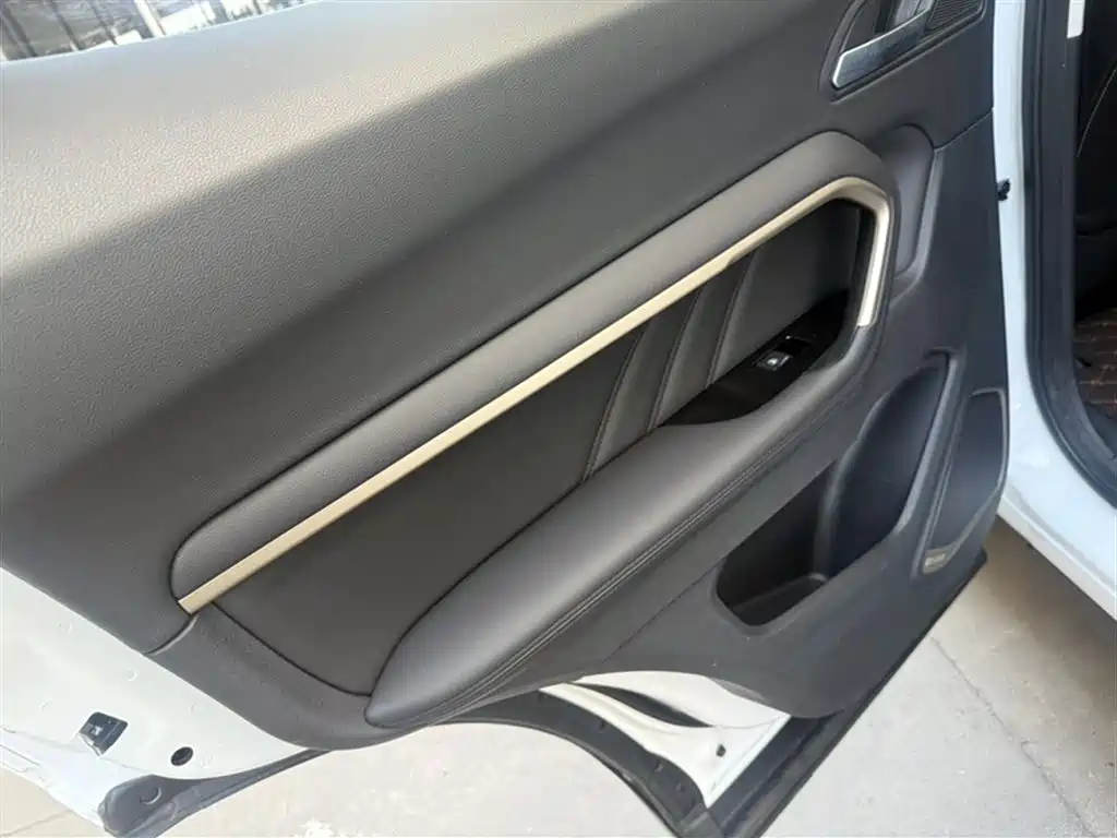 Haval H6 2019 1.5GDIT Automatic Champion Edition China VI фото 24