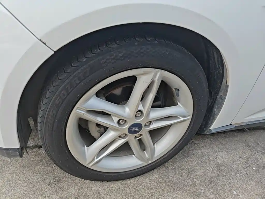 Photo 23 - Ford Focus