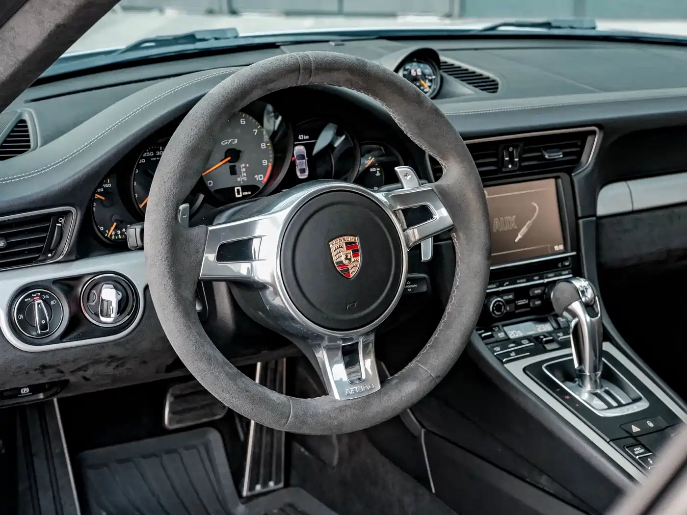 Porsche 911 2013 GT3 3.8L фото 9