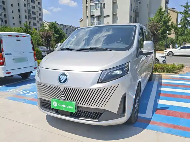  Foton Tuyano Big V New Energy 2024 Long Wheelbase Low Roof 7 Seater CATL 53.58kwh
