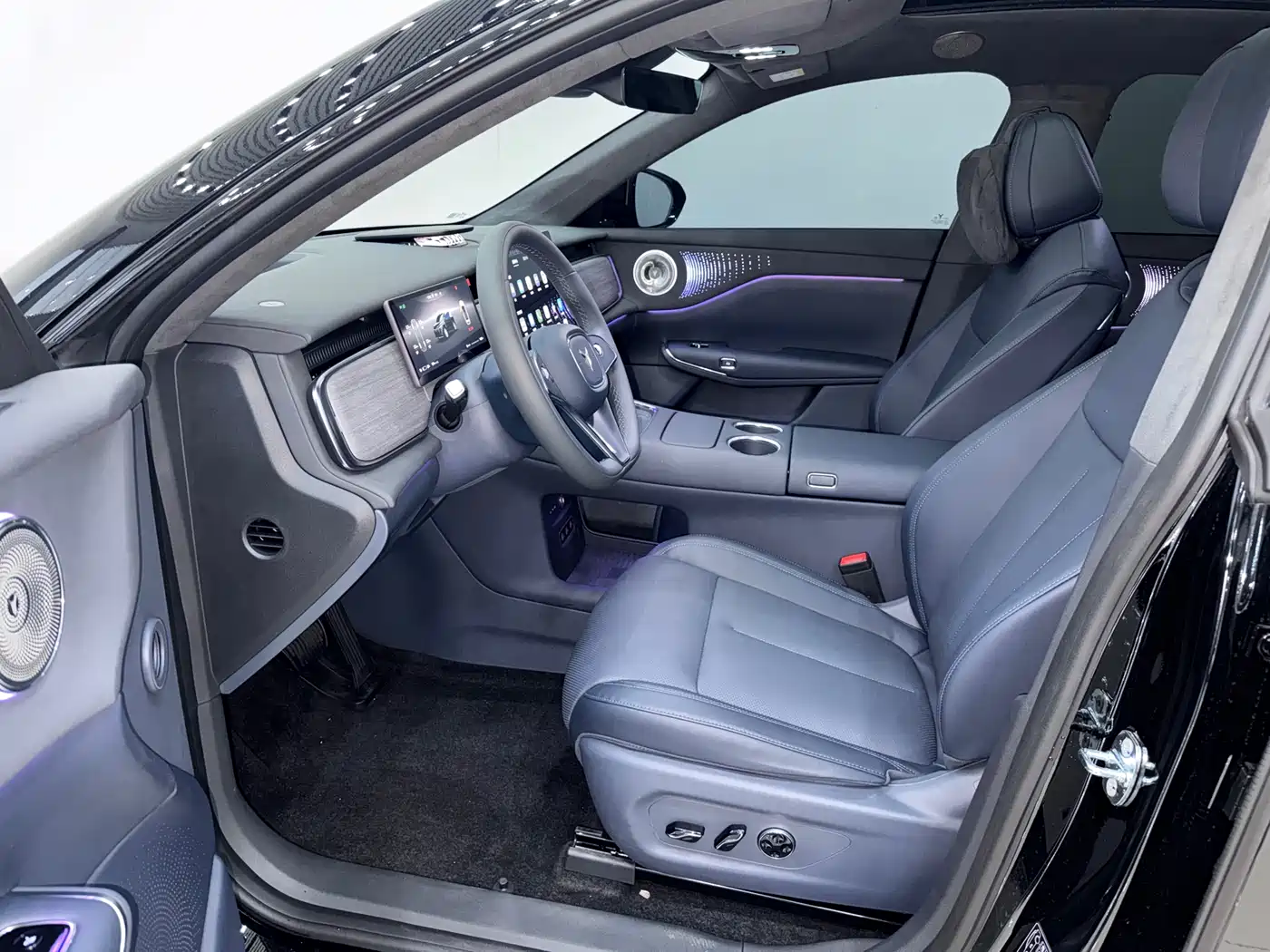 Voyah Auto Voyah Zhiyin 2025 Base фото 7